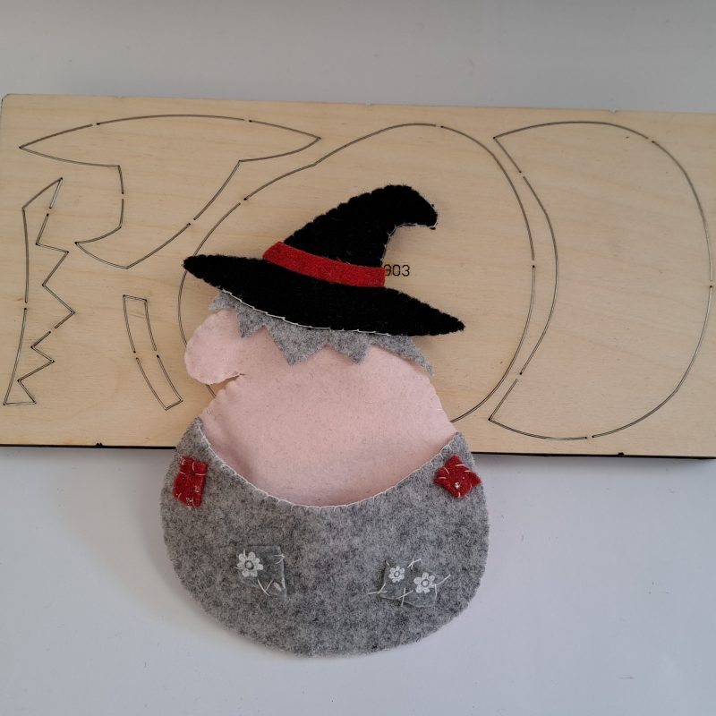 BEFANA CON TASCA